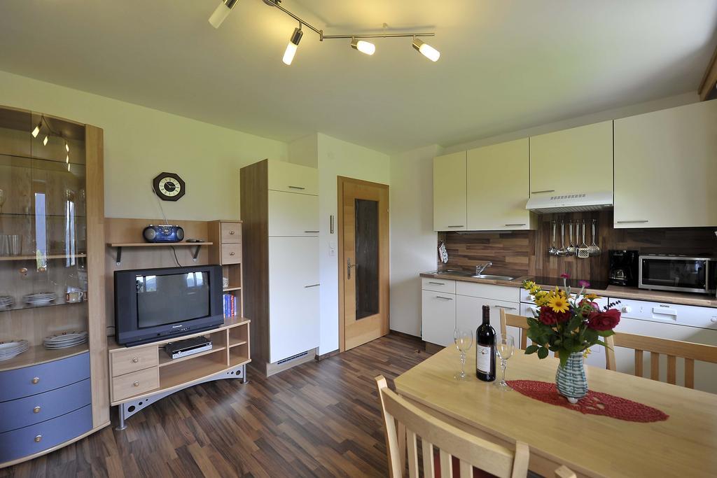 Bio-Bauernhof Reitmayrgut Goldegg im Pongau Zimmer foto