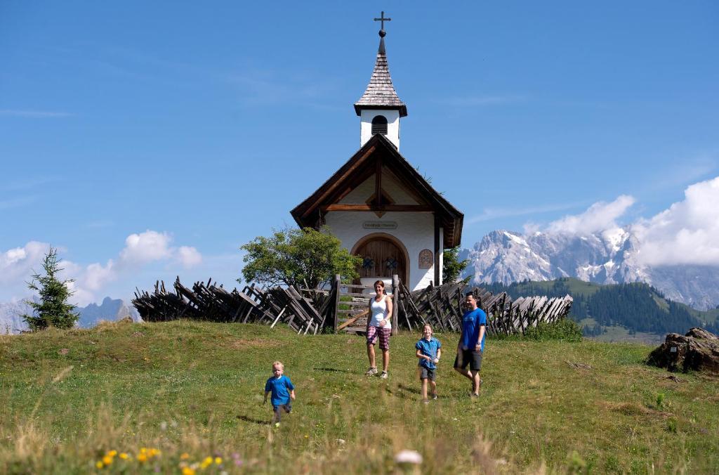 Bio-Bauernhof Reitmayrgut Goldegg im Pongau Exterior foto